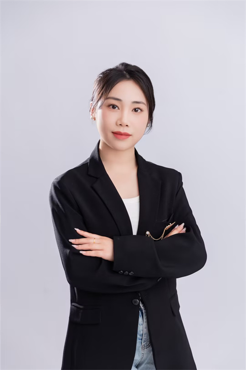 数学组-黄敏.jpg
